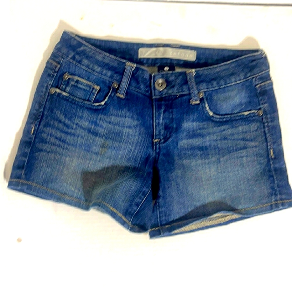Refuge Denim Hemmed Shorts 3